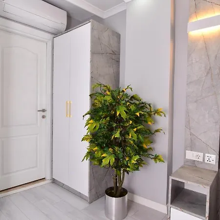 Little Sofia イスタンブール