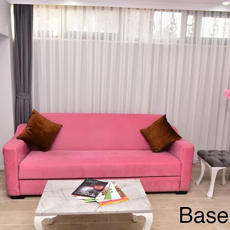 Little Sofia イスタンブール