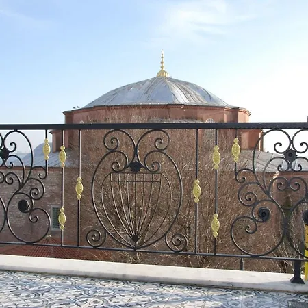 Oda ve Kahvaltı Little Sofia İstanbul