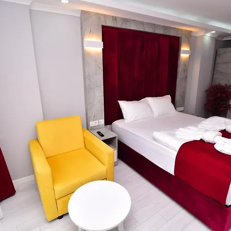 Little Sofia Oda ve Kahvaltı