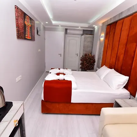 B&B Little Sofia 4*
