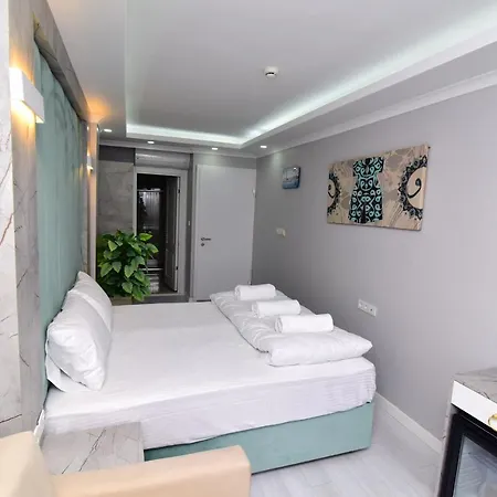 Oda ve Kahvaltı Little Sofia İstanbul