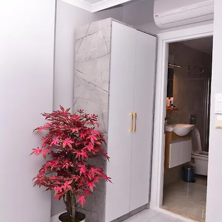 Oda ve Kahvaltı Little Sofia