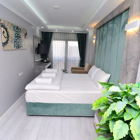 Little Sofia 4* İstanbul