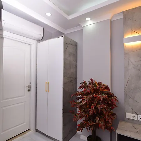 Oda ve Kahvaltı Little Sofia