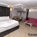 Bed & Breakfast Little Sofia 4*